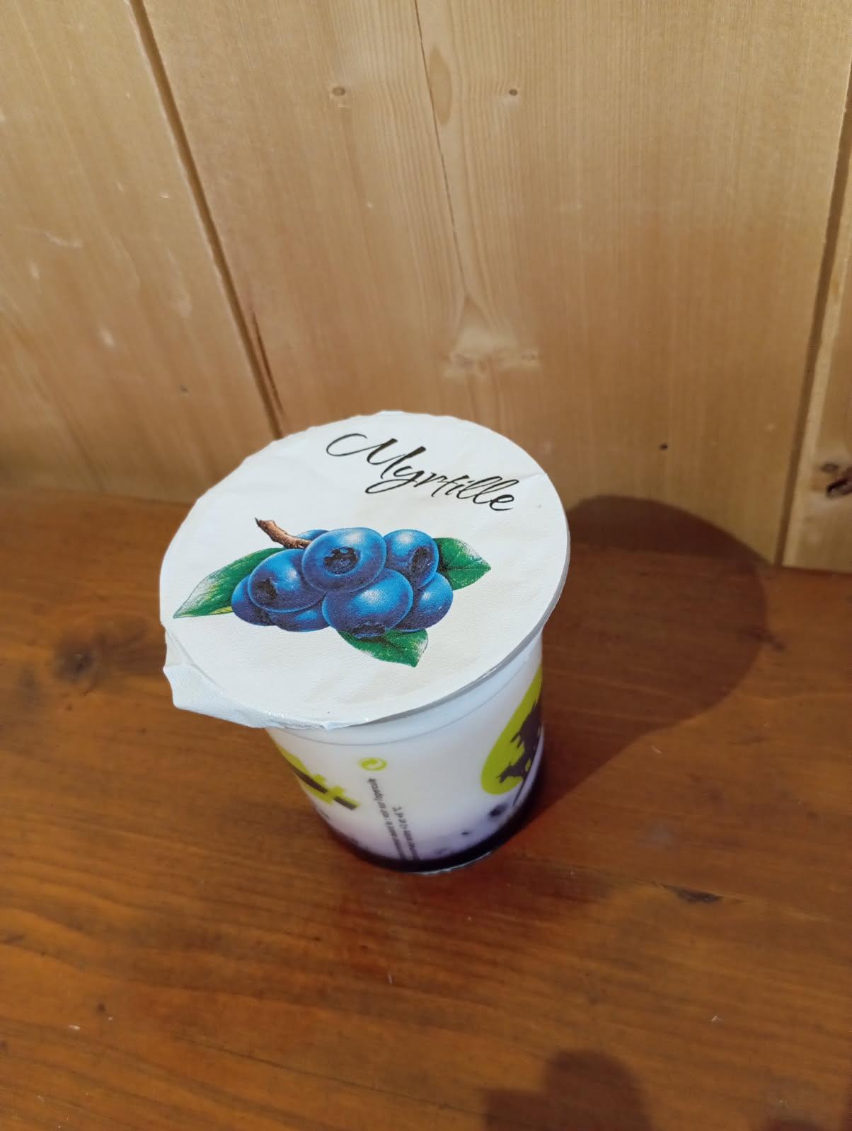 Yaourt au lait entier de vache myrtille
