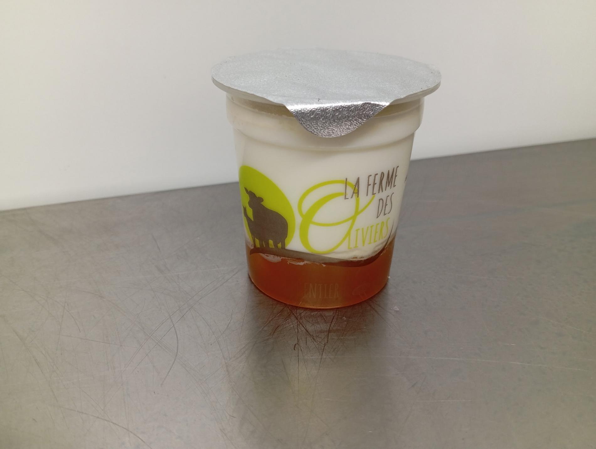 Yaourt au lait entier de vache fruit de la passion